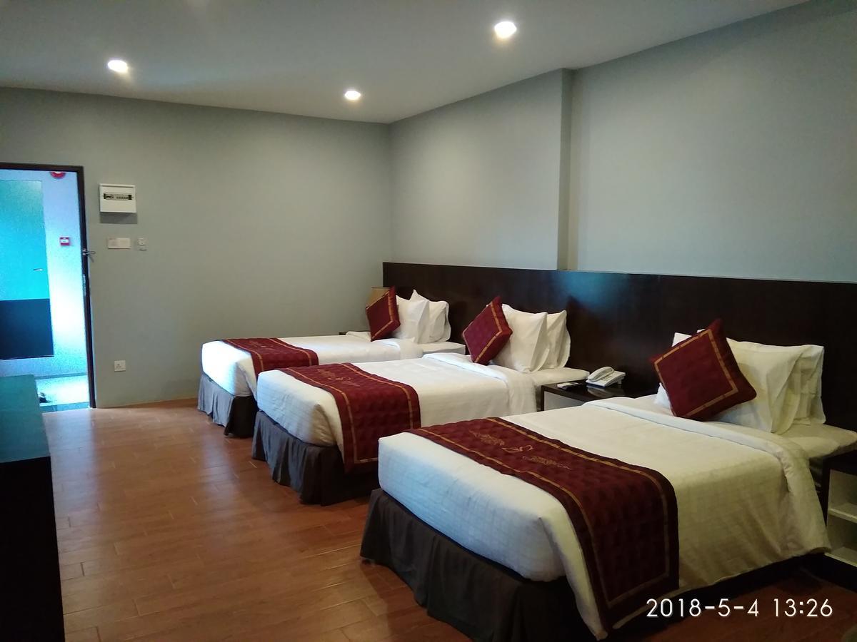 Swen Hotel Pathein ภายนอก รูปภาพ